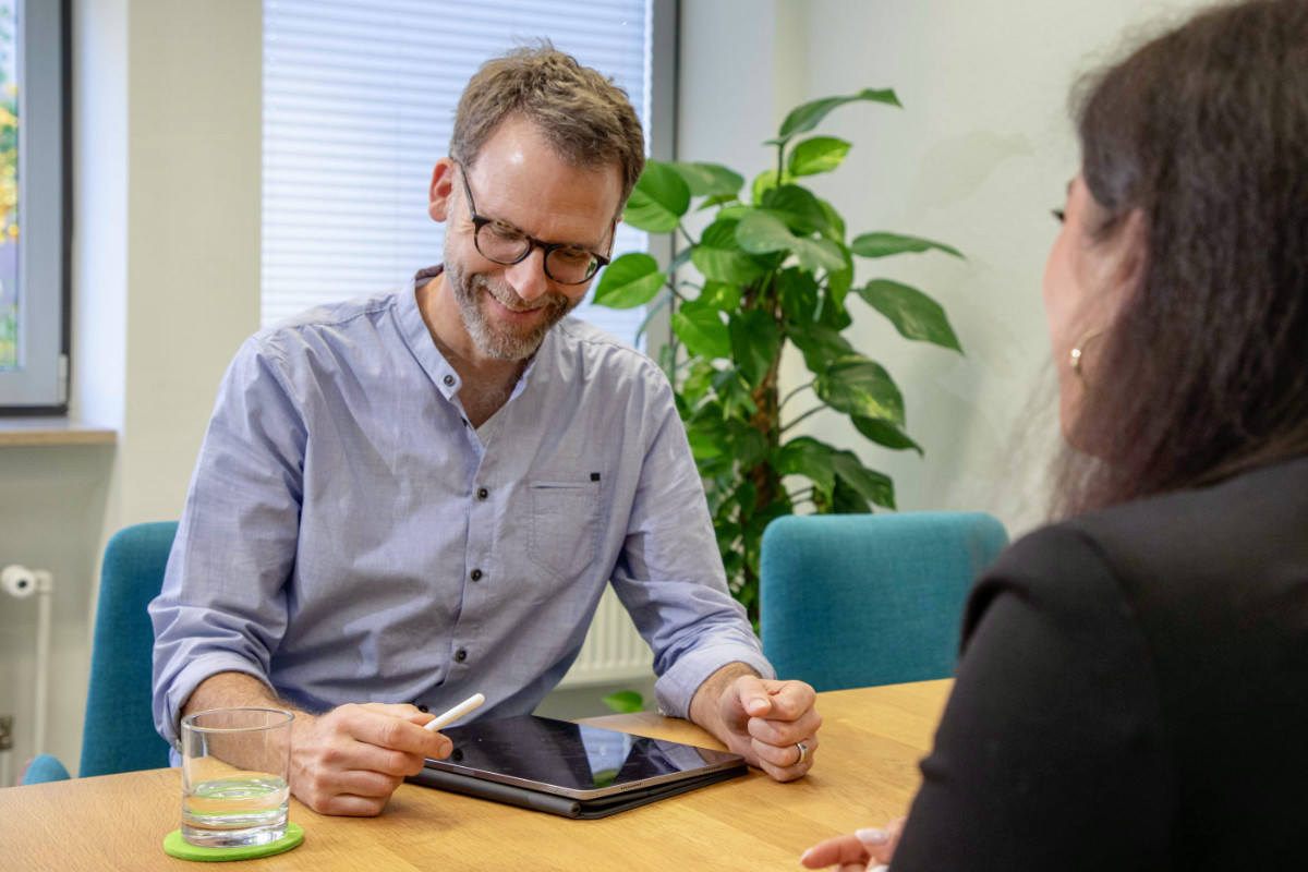 Beratung Tech & KI-Startups – AMZ Steuerberatung Karlsruhe im Gespräch